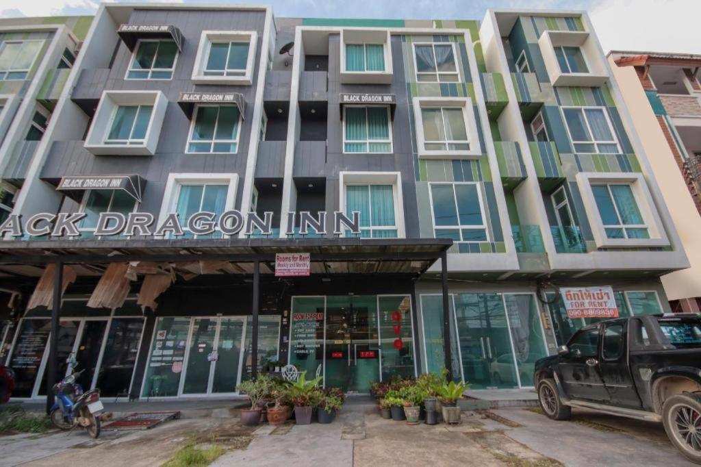โอโย 1162 ฉลอง โฮม เพลส Hotel ภายนอก รูปภาพ